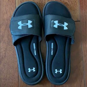 Under armor foam slides